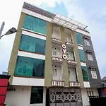 OYO 294 Andrea Residence Syariah