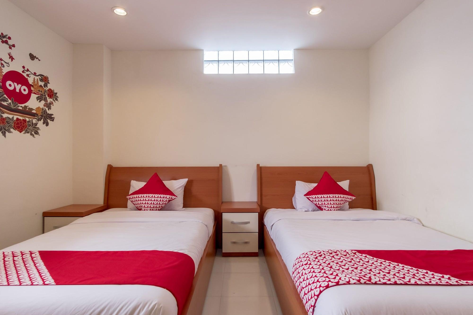 Oyo 294 Andrea Syariah Hotel 2*